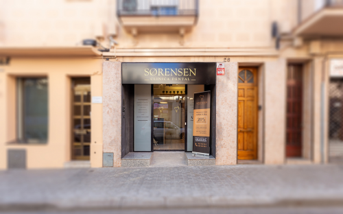 Foto S�rensen - Cl�nica Dental Matar� - Urgencias - Ortodoncistas - Blanqueamiento - Dentistas para ni�os